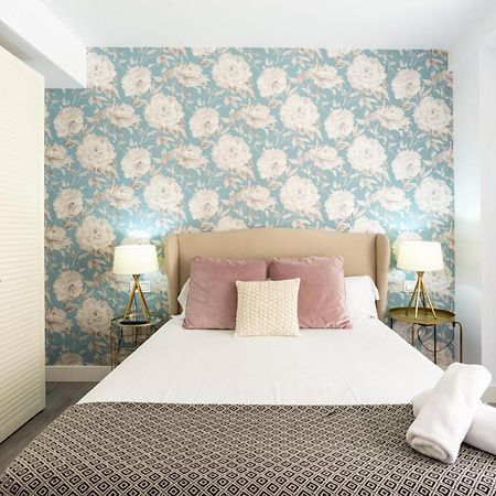 Soho Premium 4 Bedrooms Apartment Малага Экстерьер фото