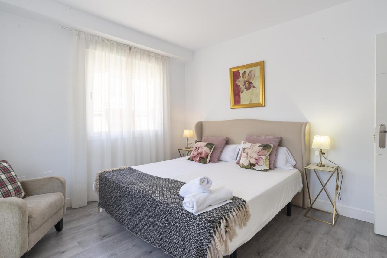 Soho Premium 4 Bedrooms Apartment Малага Экстерьер фото